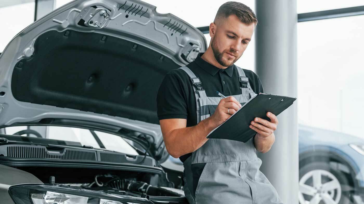 Professionelle Inspektionen und Wartungsdienste auto naim darmstadt